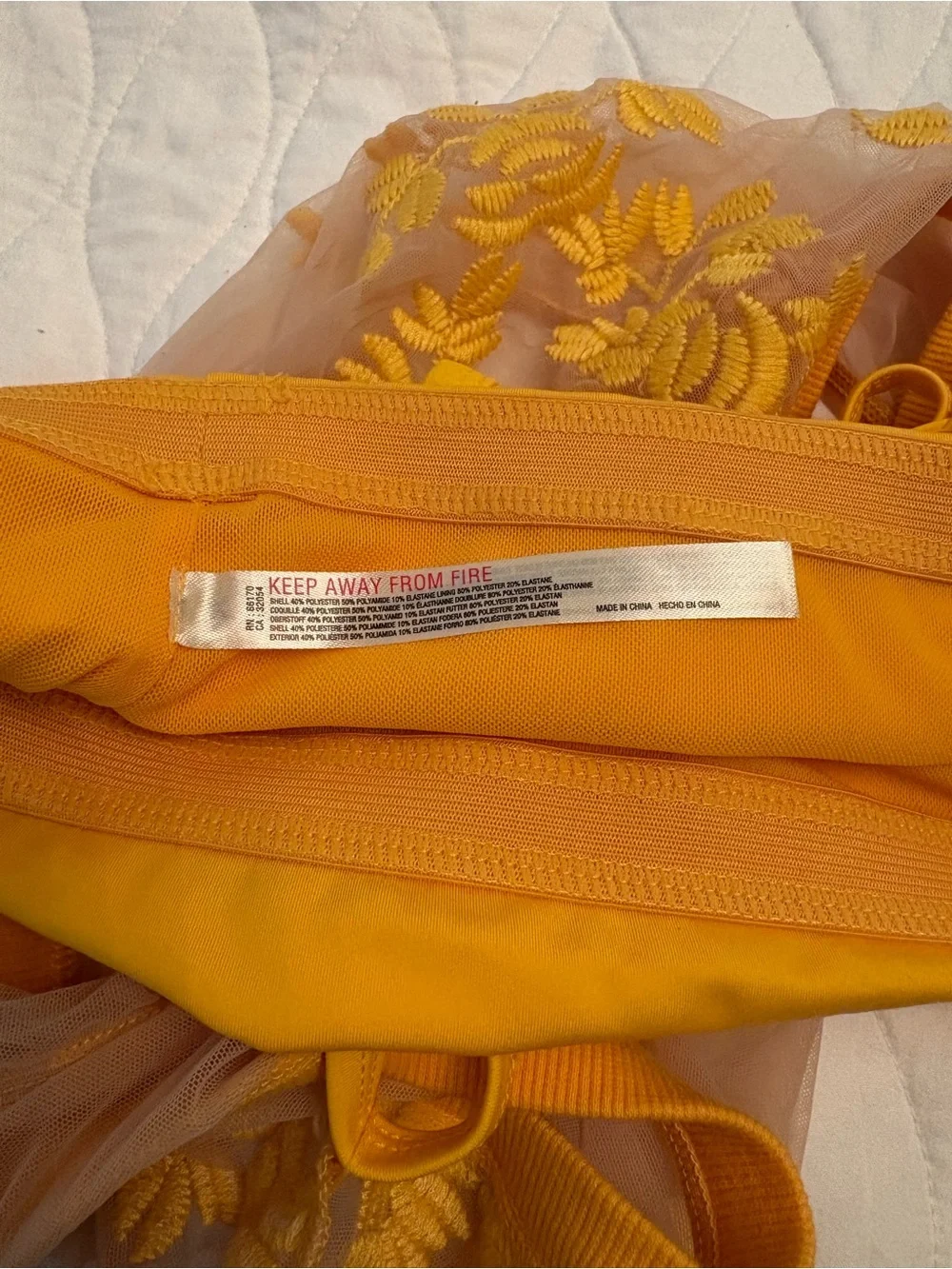 Free People movement Lace Yellow Sports Bra Size Small